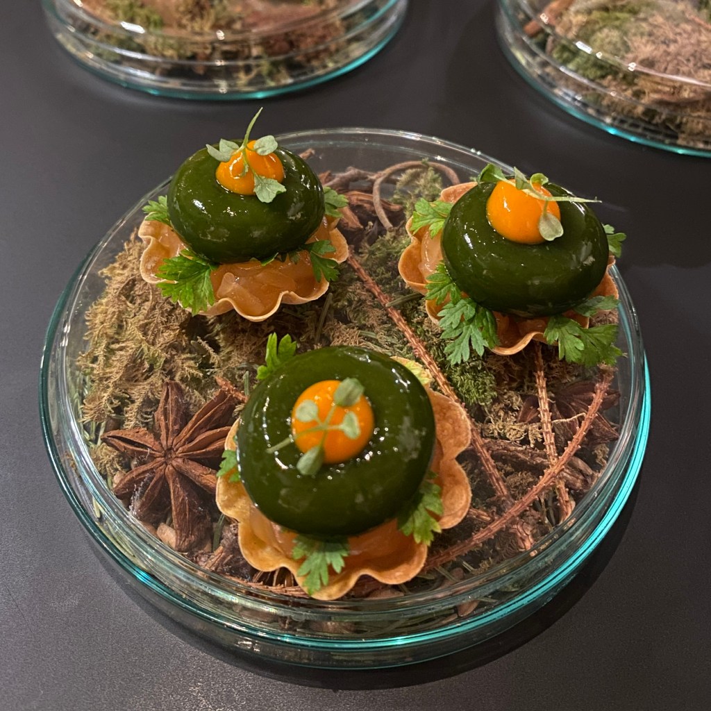 Restaurant Glacier Boutique Hotel Tasting Menu Grindelwald Artistic Locally Sourced Sustainable Ingredients Robert Steuri Service Relaxed Romantic Enjoyable