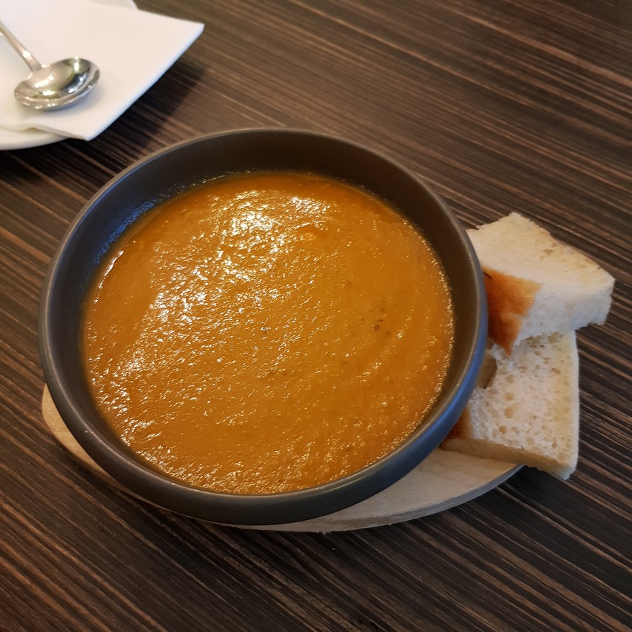 Porto Restaurant Bowness Lake Windermere District Dinner Alfresco Review Tomato Basil Soup Kids Menu