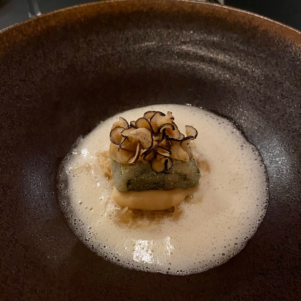 Restaurant Glacier Boutique Hotel Tasting Menu Grindelwald Artistic Locally Sourced Sustainable Ingredients Robert Steuri Service Relaxed Romantic Enjoyable