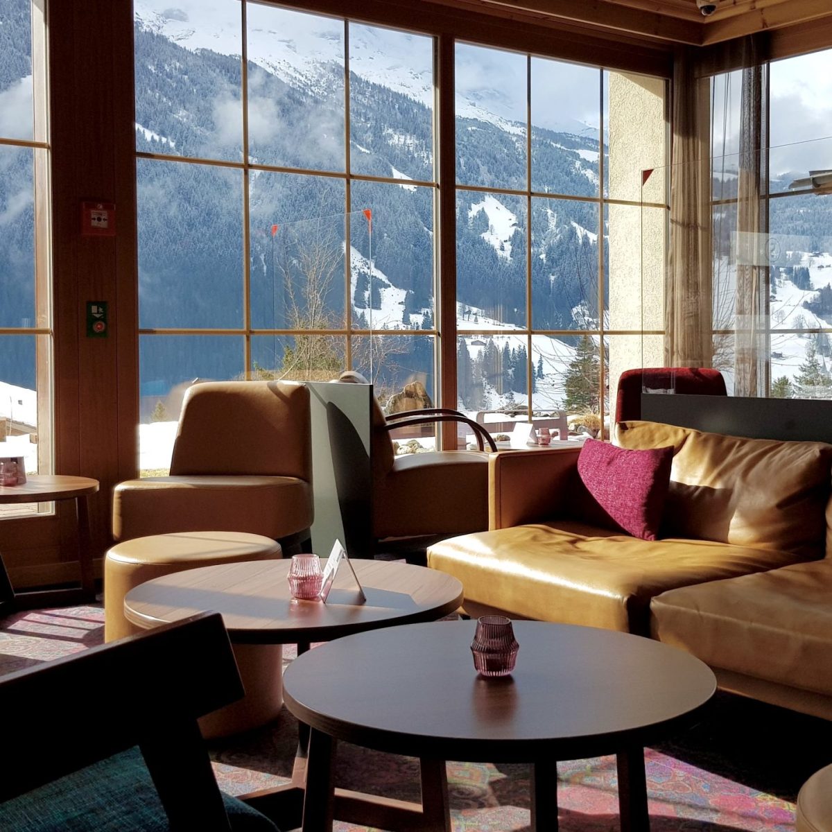 Sunstar Hotel Grindelwald – Comprehensive family and dog friendly ski resort in charming Grindelwald, Switzerland