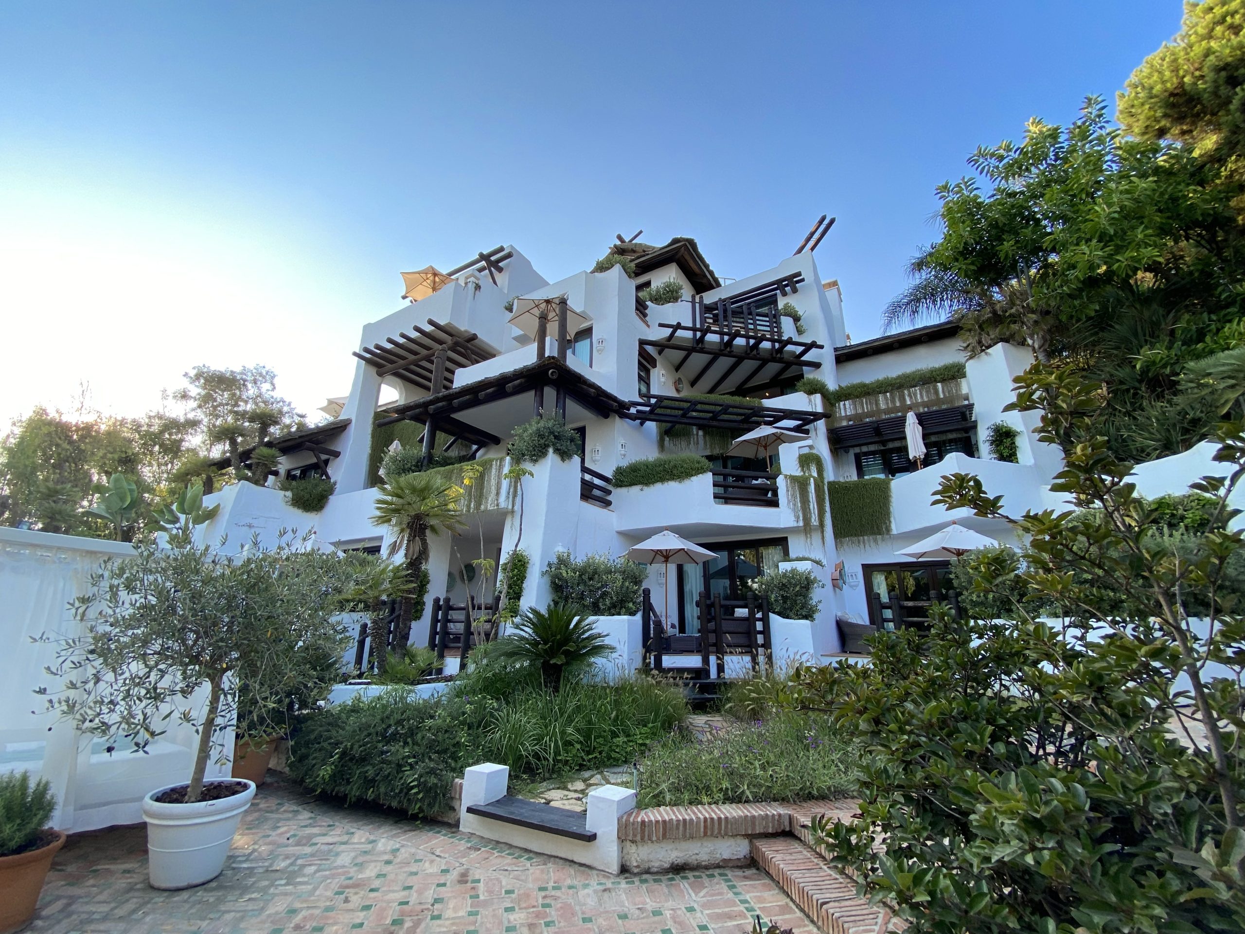 Marbella Club Timeless Charming Luxury Family Beach Front Hotel Wellness Mindfulness Yoga Pilates Meditation Grill Best Beef Steak Deck Chairs Swimming Pool Suite Lush Garden Kids Club Alfresco Dining Cocktail Summer