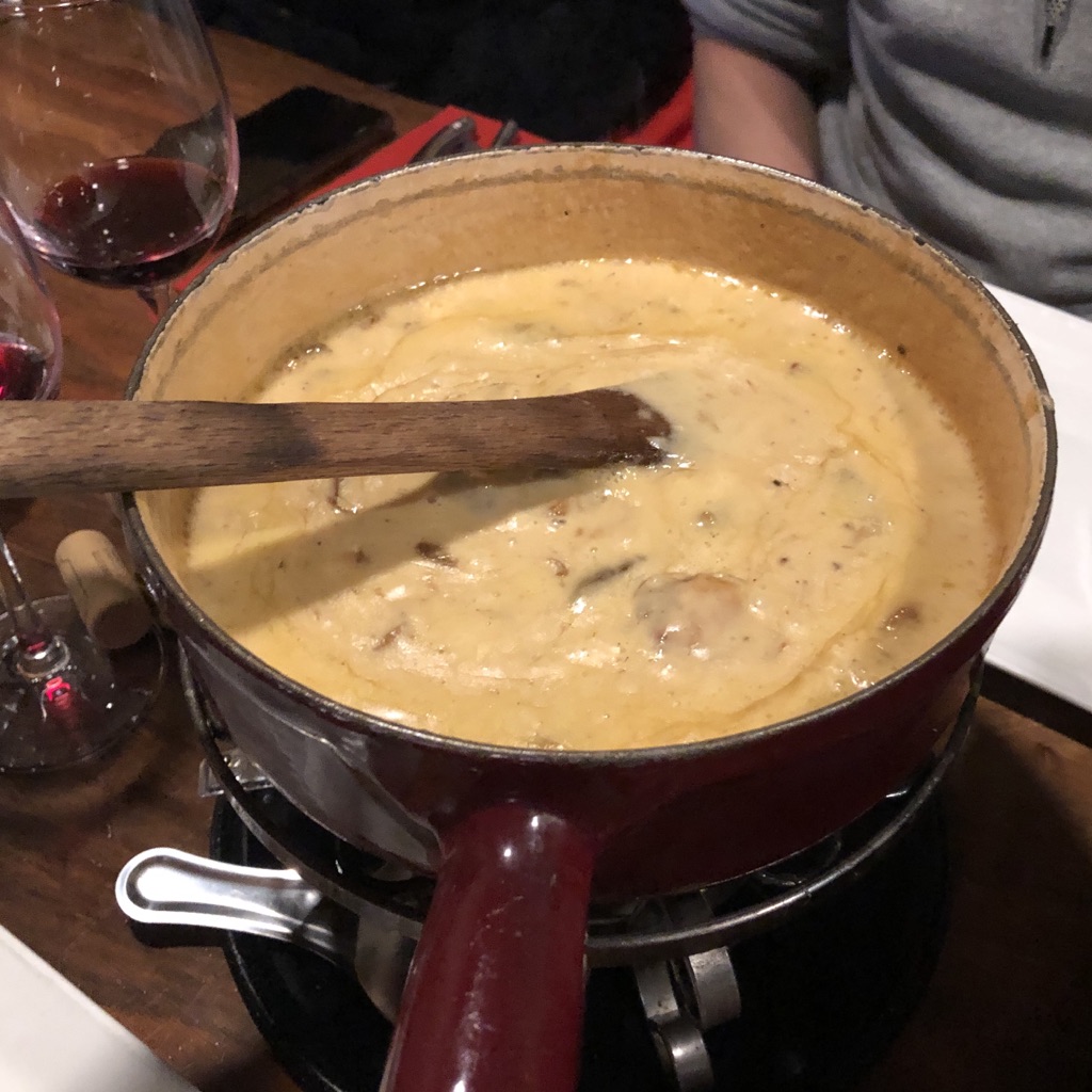Le Rustique Les Deux Alpes Top 5 Restaurants Best Mushroom Fondue