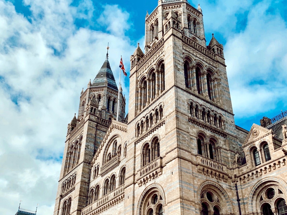 A day out in London at the Natural History Museum and Kensington Gardens