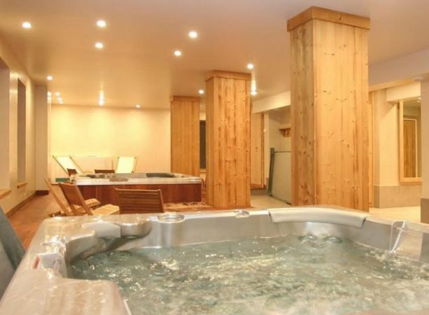 Residence Le Cortina Spa Jacuzzi Hot Tub